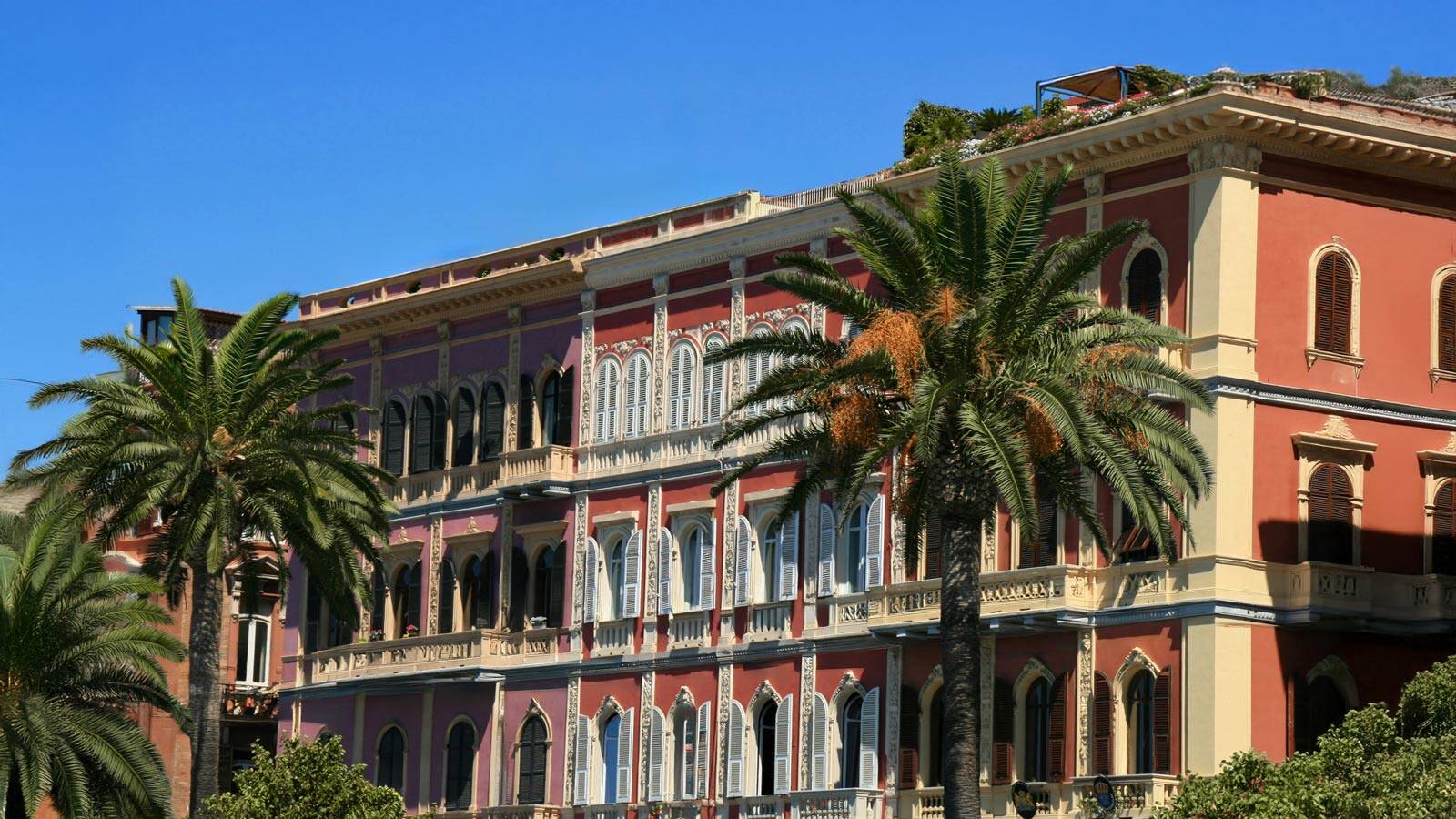 Bâtiment coloré à Cagliari